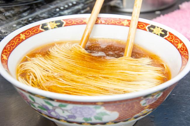 麵や食堂の調理の写真