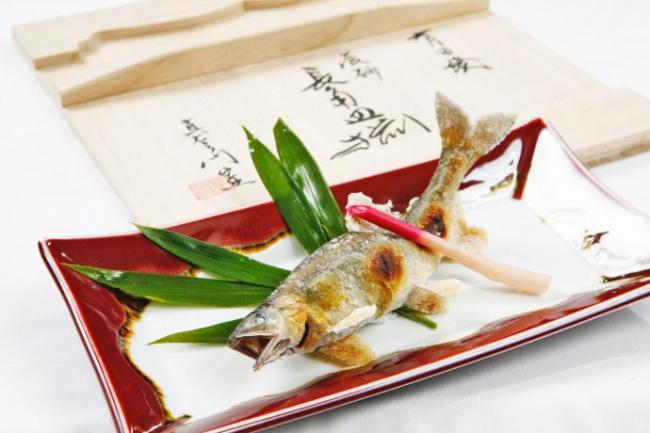 鮎料理の写真
