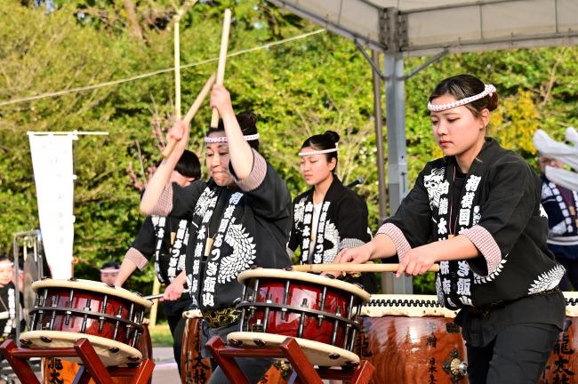 あつぎ飯山桜まつりの白龍太鼓の写真
