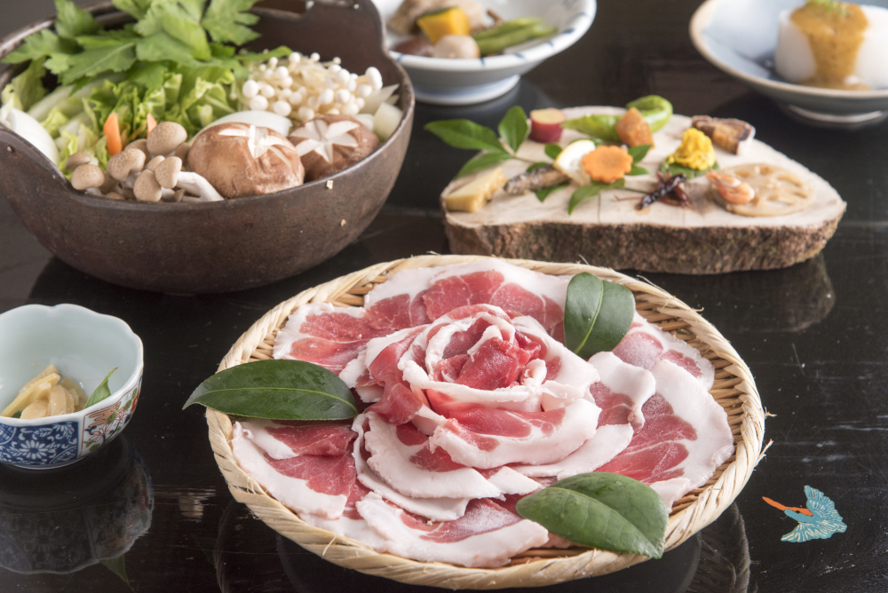 いのしし鍋の写真