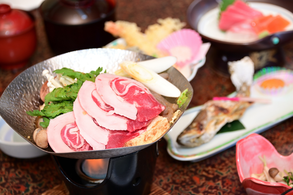 いのしし鍋の写真