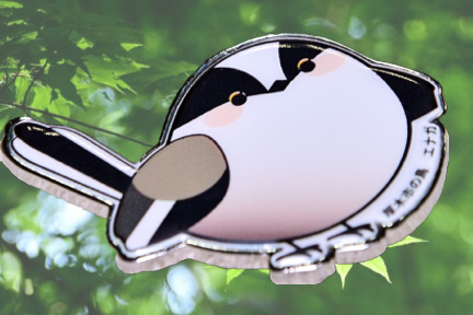 エナガのピンバッジ