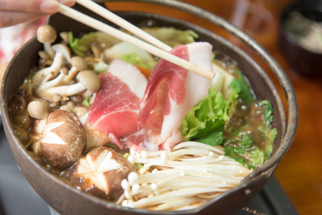 新鮮な猪肉を使っていますの画像