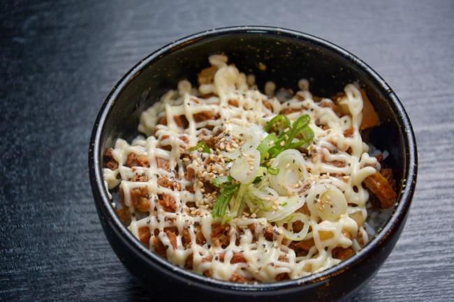 チャーマヨ丼の写真