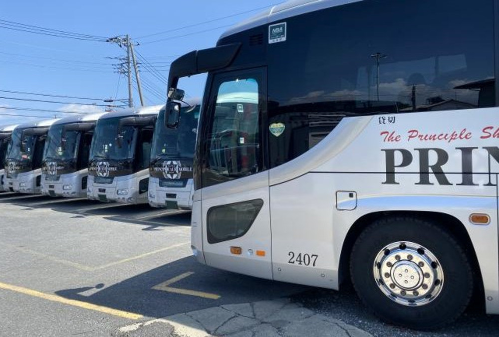 プリンシプル自動車の写真