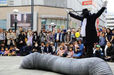 にぎわい爆発あつぎ国際大道芸の写真